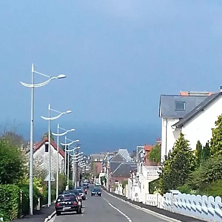 Studio In With Wonderful Sea View Furnished Garden And Wifi 500 M From The Beach